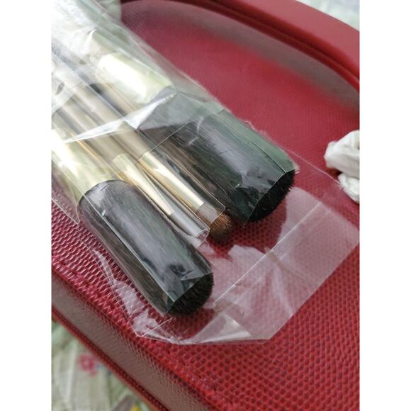 ESTEE LAUDER gold handle set of 4 makeup brushes NEW - Picture 4 of 6